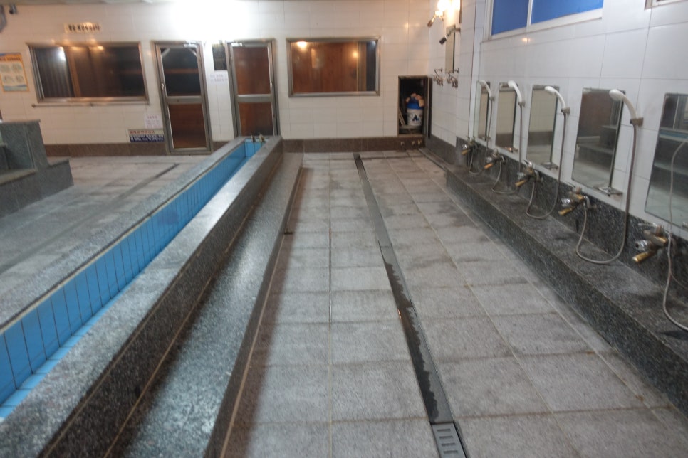 목욕탕 시공 전