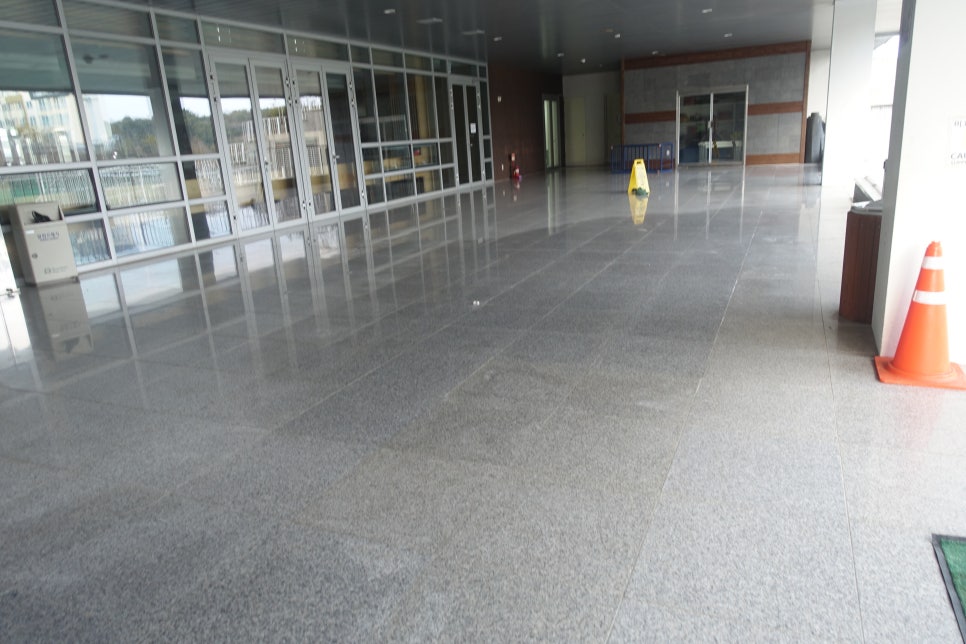 학교 외부 시공 전